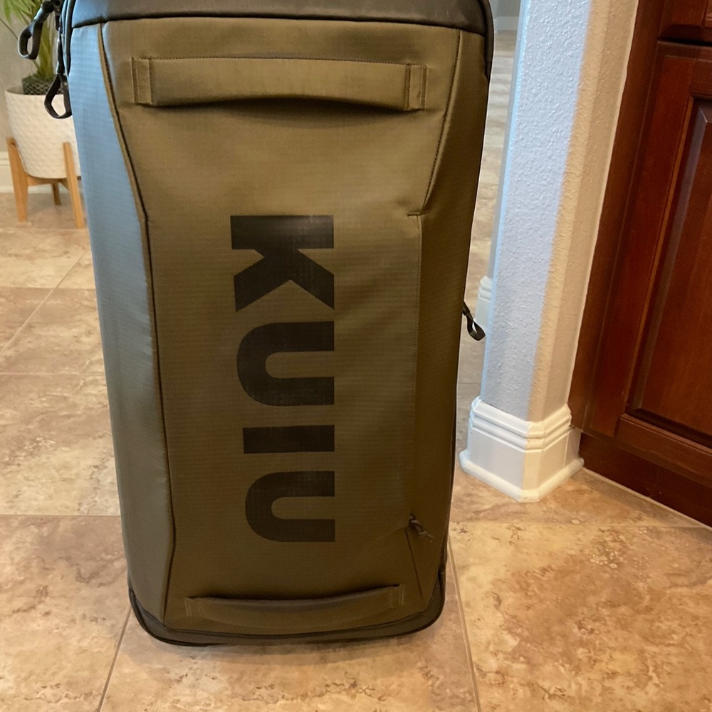 KUIU Forest Green Travel Bag
